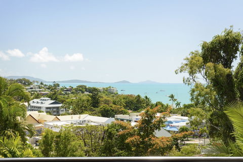 Airlie Harbour 3 Bedroom Apartment - Melbourne Tourism 3