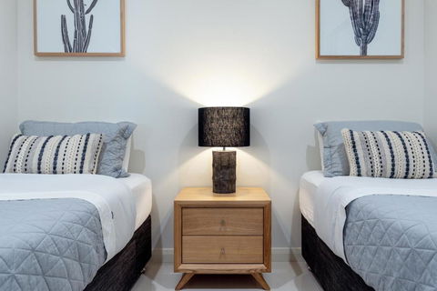 CENTRAL NO 5 LUXURY APARTMENT - Melbourne Tourism 1