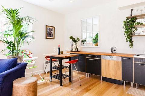 VERA, 1BDR South Melbourne Apartment - Melbourne Tourism 5