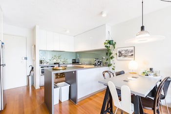 ISAAC, 1BDR South Melbourne Apartment - Melbourne Tourism 0