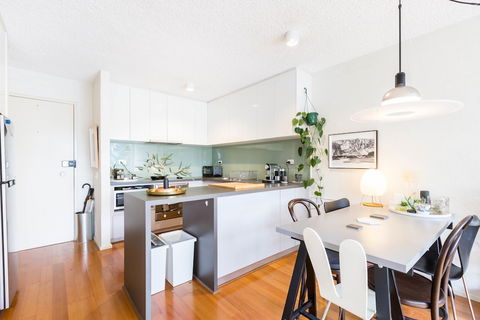 ISAAC, 1BDR South Melbourne Apartment - Melbourne Tourism 5