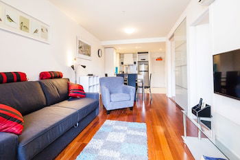 WESLEY, 2BDR Carlton Apartment - Melbourne Tourism 1
