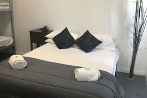 Tin Can Bay Budget Accommodation - Melbourne Tourism 0