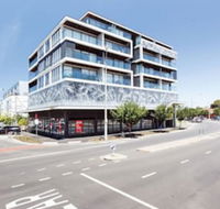 Spacious Urban Oasis in Central Location - Melbourne Tourism
