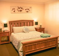 Oak Tree Cottage - Mundaring - Melbourne Tourism