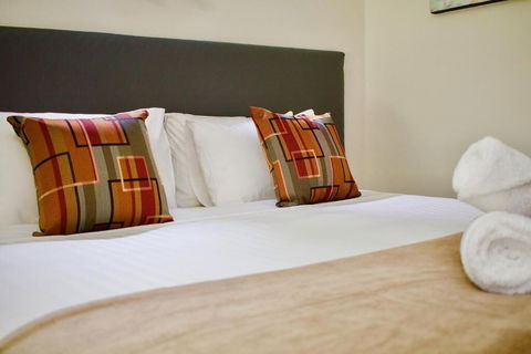 Hotel Clipper - Melbourne Tourism 4