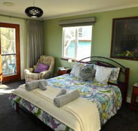 Kinsellas Water Views - Melbourne Tourism