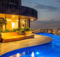 Impressive River  City Views in CBD - Melbourne Tourism