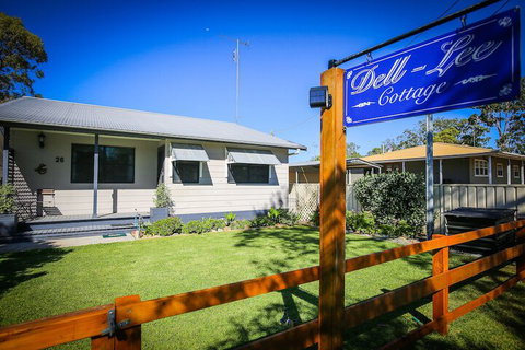 Dell Lee Cottage - Melbourne Tourism 1