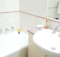 Furnished 2 Bedroom by Harbourside - Melbourne Tourism