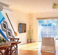 AUJOY 4 Bed Townhouse Glen Waverley - Melbourne Tourism
