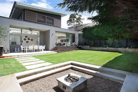 The Tarmons - Melbourne Tourism 0