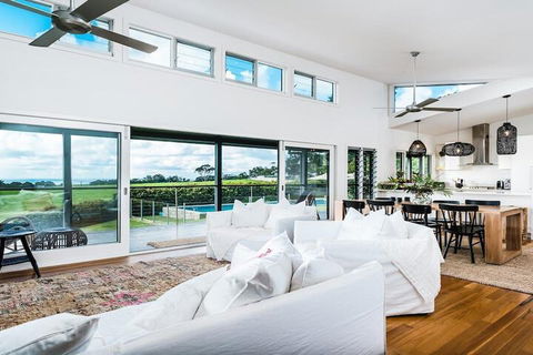 Your Luxury Escape - Illuka On Coopers - Melbourne Tourism 3