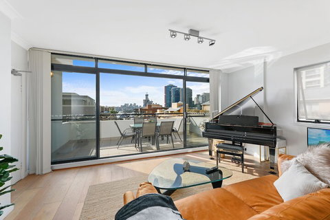 Darling Harbour Penthouse Views & Hot Tub - Melbourne Tourism 4