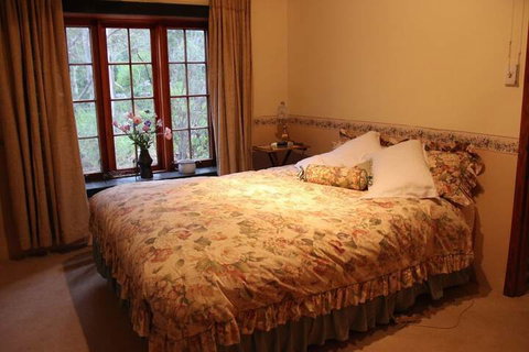 Lemke Cottage Moculta - Melbourne Tourism 4