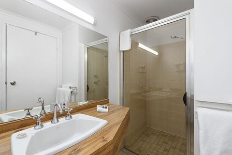 Comfort Inn & Suites Riverland - Melbourne Tourism 6