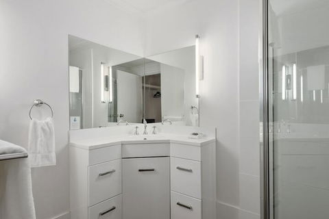 Comfort Inn & Suites Riverland - Melbourne Tourism 7