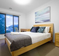 104 Sanctuary Lake Donatella Retreat - Melbourne Tourism