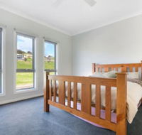 Time Away 50 Turnberry Drive - Melbourne Tourism