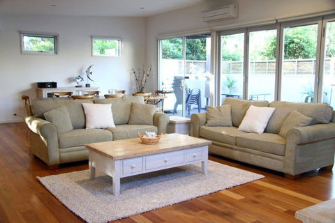 LA MER Centrally Located Free Wifi - Melbourne Tourism 5