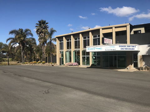 Rivers Apartments & Motel Sale Gippsland - Melbourne Tourism 6