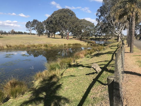 Rivers Apartments & Motel Sale Gippsland - Melbourne Tourism 4