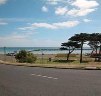 Portarlington Holiday Units  Pool - Melbourne Tourism