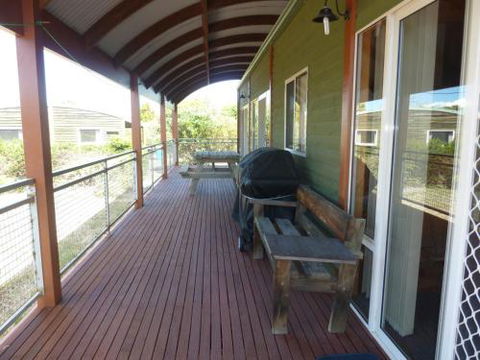 Bridport Villa - Melbourne Tourism 3