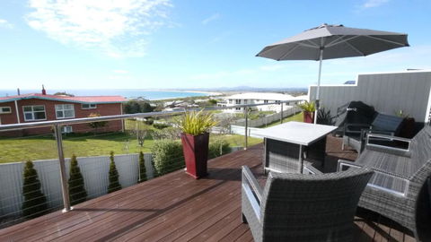 Stylish Holiday Unit - Melbourne Tourism 4