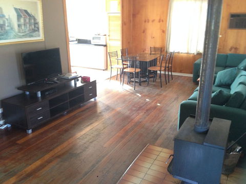 Bestbrook Mountain Resort - Melbourne Tourism 1