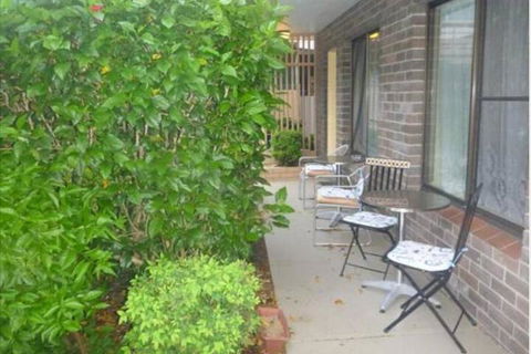 Twin Pines Motel - Melbourne Tourism 2