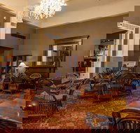 Hadley's Orient Hotel - Melbourne Tourism