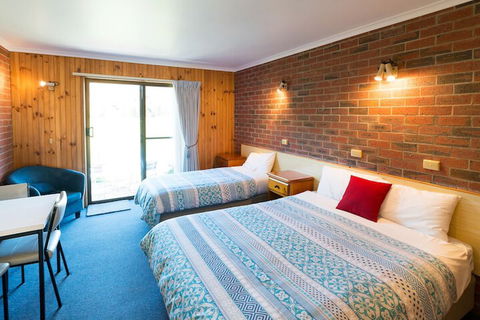 Kookaburra Motor Lodge - Melbourne Tourism 2