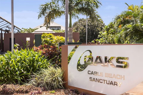 Oaks Cable Beach Resort - Melbourne Tourism 1