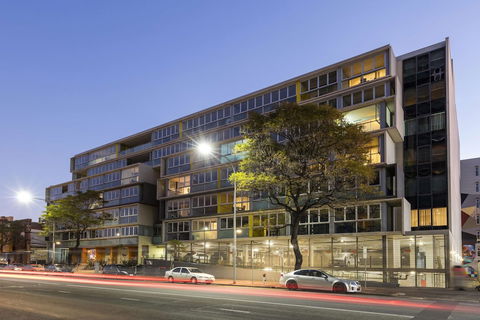 IStay Precinct Adelaide - Melbourne Tourism 1