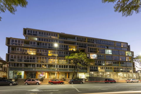 IStay Precinct Adelaide - Melbourne Tourism 4