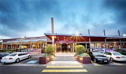 Nightcap At Sandown Park Hotel - Melbourne Tourism 0