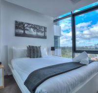 ALT Tower Serviced Apartments - Melbourne Tourism