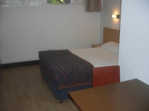 Airway Motel - Melbourne Tourism 6