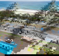 Southern Cross Beachfront Holiday Apartments - Melbourne Tourism
