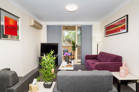 Eastwood Furnished Apartments - Melbourne Tourism 4