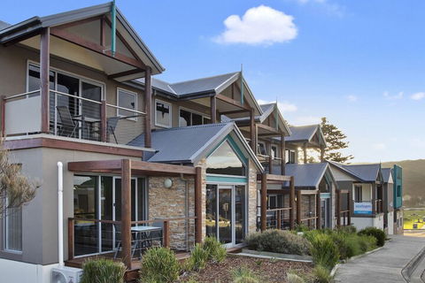 Sea Foam Villas - Melbourne Tourism 2
