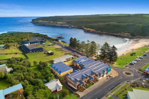 Sea Foam Villas - Melbourne Tourism 0