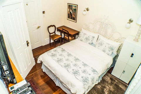 South Beach Bed & Breakfast - Melbourne Tourism 5