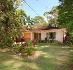 35 Santa Monica Avenue Coolum Beach Pet Friendly Linen Included - Melbourne Tourism