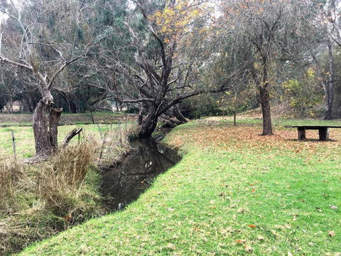 Historic Oak Hill House Estate Truffle Gourmet Festival Region - Melbourne Tourism 1