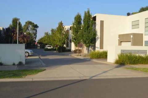 Family Friendly Unit - Melbourne Tourism 0