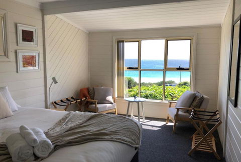 BURGESS COTTAGE King Bed For Couples - Melbourne Tourism 4