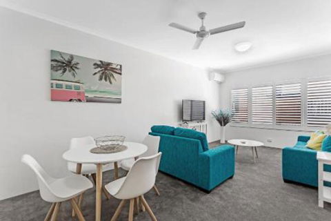 Zenith Unit 7 Shoal Bay - Melbourne Tourism 4