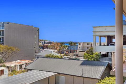 Zenith Unit 7 Shoal Bay - Melbourne Tourism 5